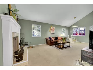 Photo #3: 1000186 Listing