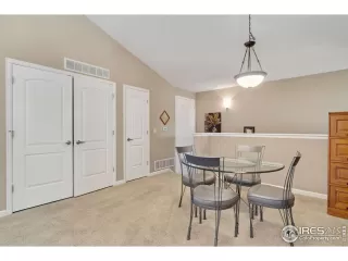 Photo #4: 1000223 Listing