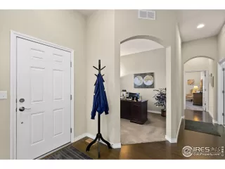 Photo #4: 1000425 Listing