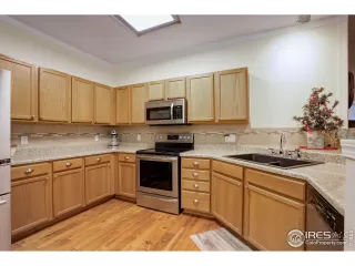 Photo #6: 1000743 Listing