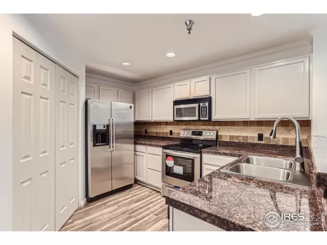 MLS: 1000840 Condo For Sale