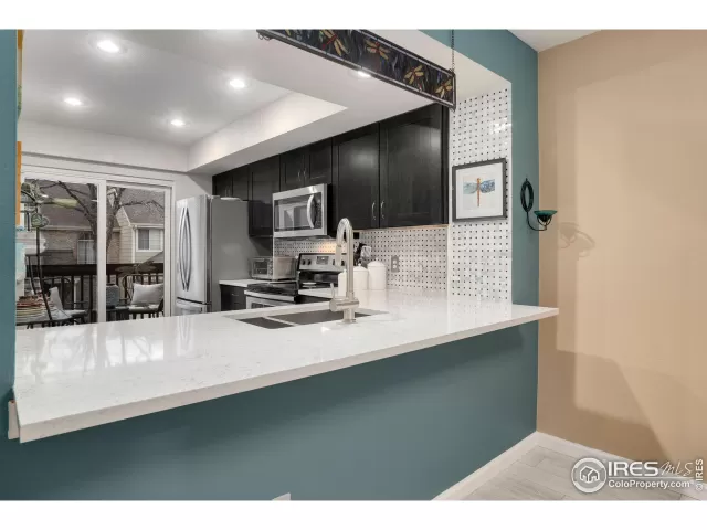 MLS: 1001324 Condo For Sale