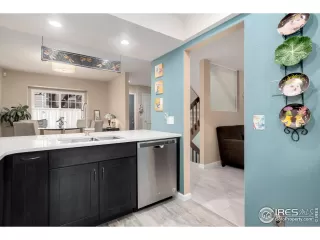 Photo #6: 1001324 Listing