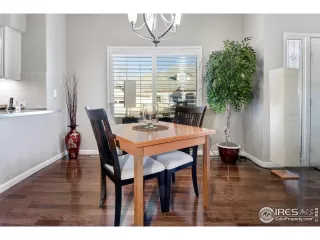 Photo #4: 1002174 Listing