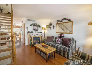 Photo #2: 1002630 Listing