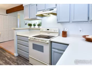 Photo #5: 1003493 Listing 