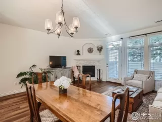 Photo #6: 1003851 Listing