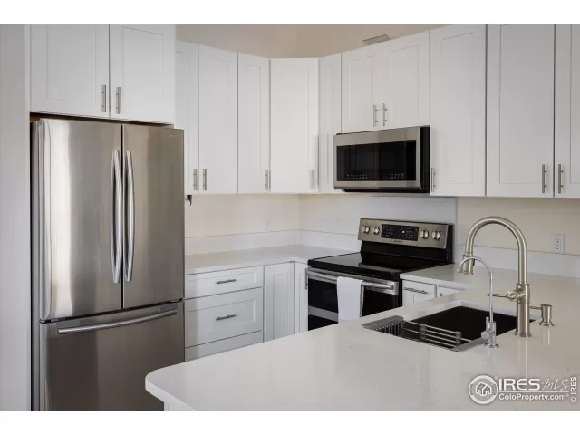 MLS: 1004081 Condo For Sale