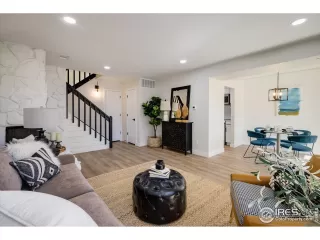 Photo #4: 1004229 Listing 