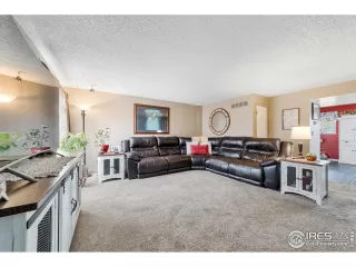 Photo #3: 1005190 Listing