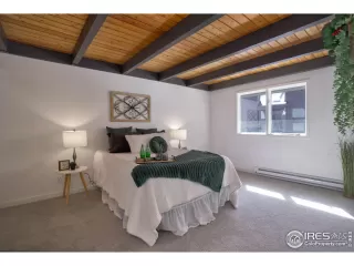 Photo #5: 1005836 Listing