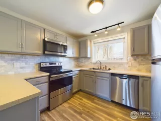 Photo #2: 1005890 Listing