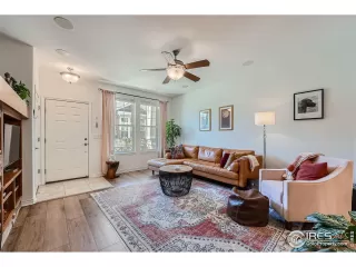 Photo #5: 1006051 Listing