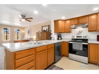 Photo #5: 1006152 Listing