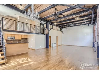 Photo #5: 1006384 Listing