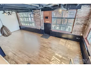 Photo #6: 1006384 Listing