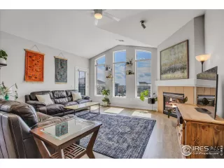 Photo #2: 1007334 Listing