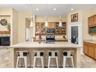 Photo #4: 1007540 Listing