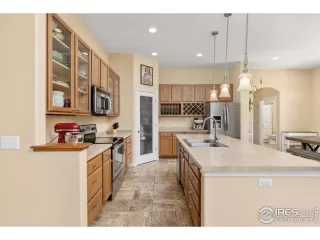 Photo #5: 1007540 Listing