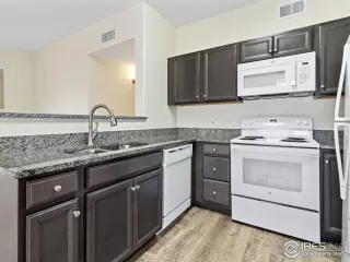 Photo #6: 1008041 Listing 