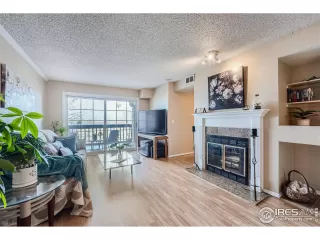 Photo #2: 1008268 Listing