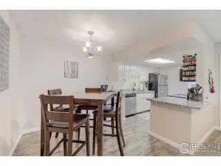 Photo #4: 1008376 Listing