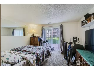 Photo #6: 1008522 Listing