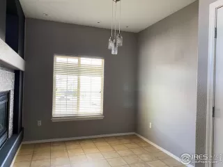 Photo #6: 1008908 Listing