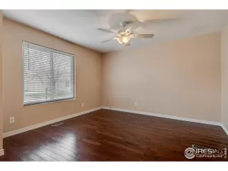 Photo #5: 1008961 Listing