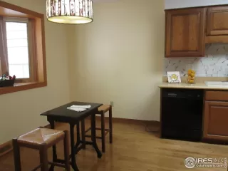 Photo #6: 1009078 Listing 