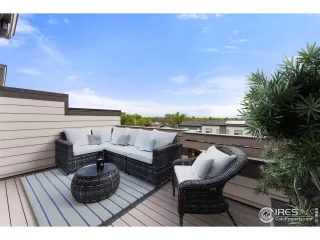 Photo #3: 1009505 Listing