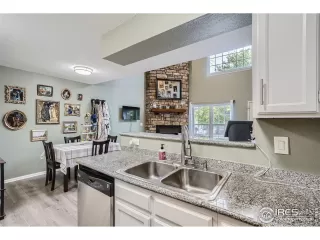 Photo #5: 1010468 Listing 