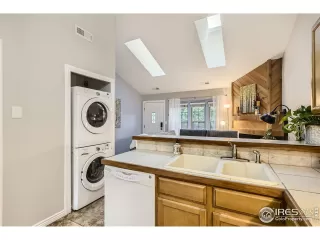 Photo #6: 1011173 Listing 