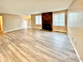 Photo #2: 1011205 Listing 