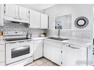 Photo #5: 1011521 Listing 