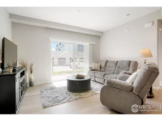 Photo #2: 1011560 Listing 