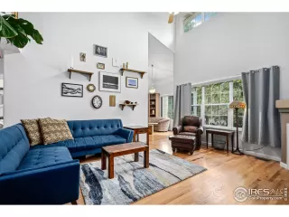 Photo #5: 1012352 Listing 