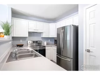 Photo #6: 1012440 Listing