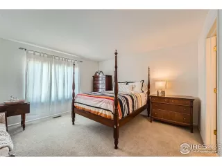 Photo #6: 1013021 Listing