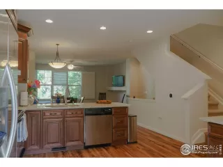 Photo #2: 1014530 Listing