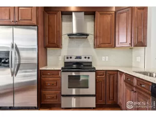 Photo #3: 1014530 Listing