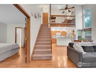 Photo #6: 1014567 Listing