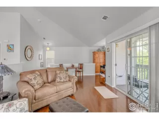 Photo #4: 1014947 Listing 