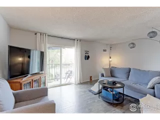 Photo #3: 1015099 Listing