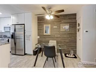 Photo #5: 1015099 Listing