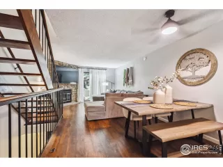 Photo #5: 1017184 Listing