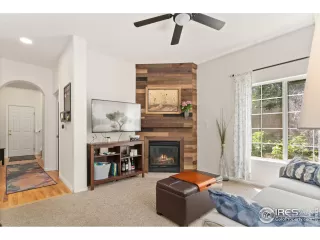 Photo #2: 1017369 Listing