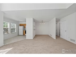 Photo #4: 1017484 Listing