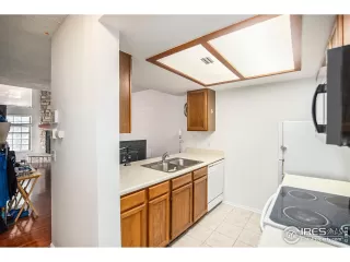 Photo #3: 1017992 Listing