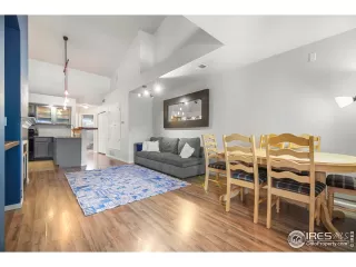 Photo #2: 1018668 Listing